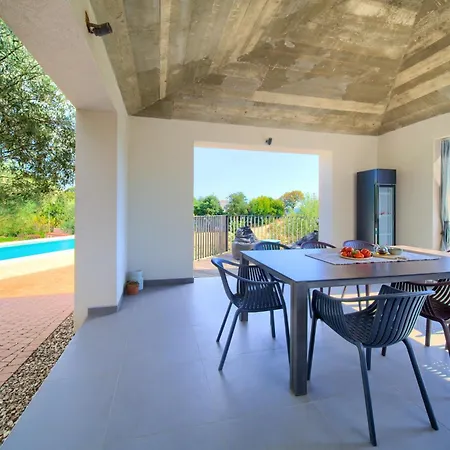 Villa Margari *